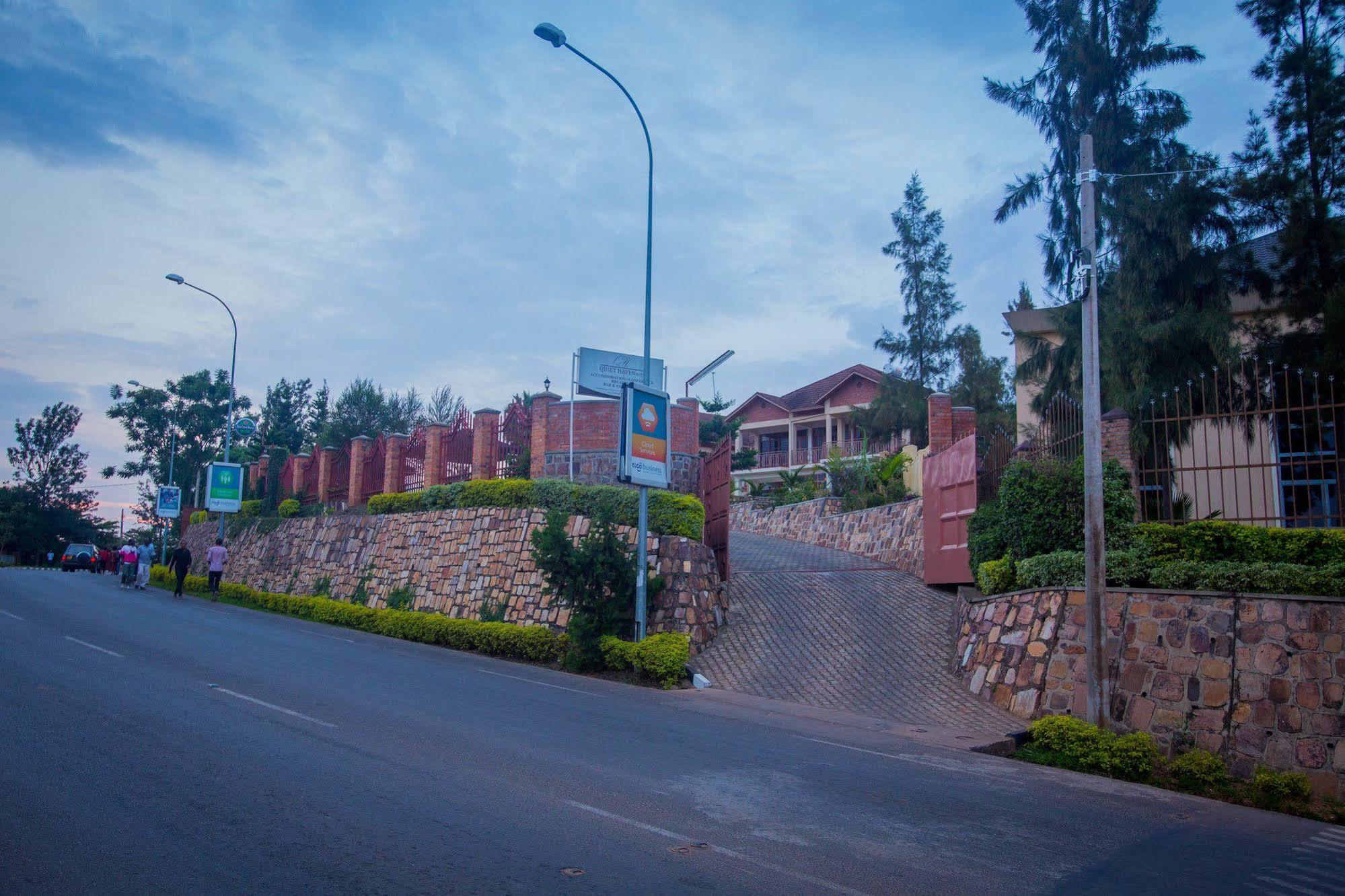 Quiet Haven Hotel Kigali Esterno foto